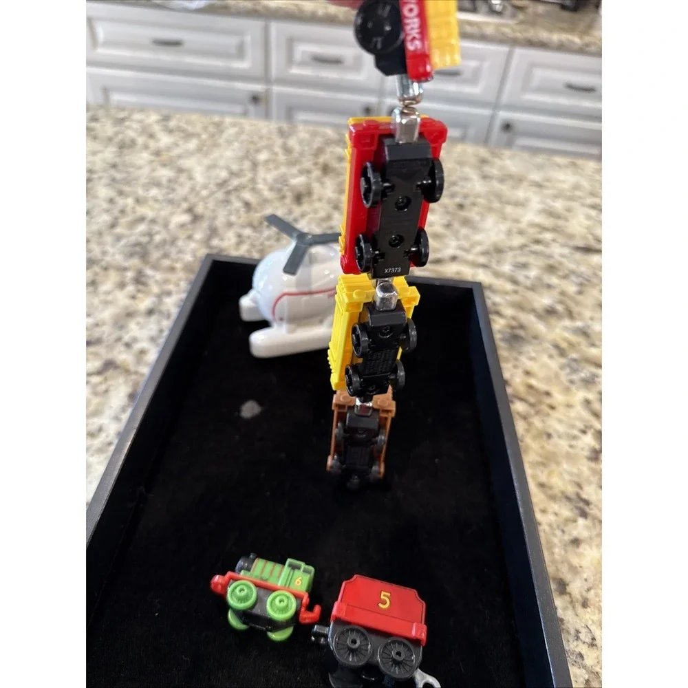 Thomas & Friends Harold & The Search Cars Misc Magnetic Diecast‎ Train Car. 4176